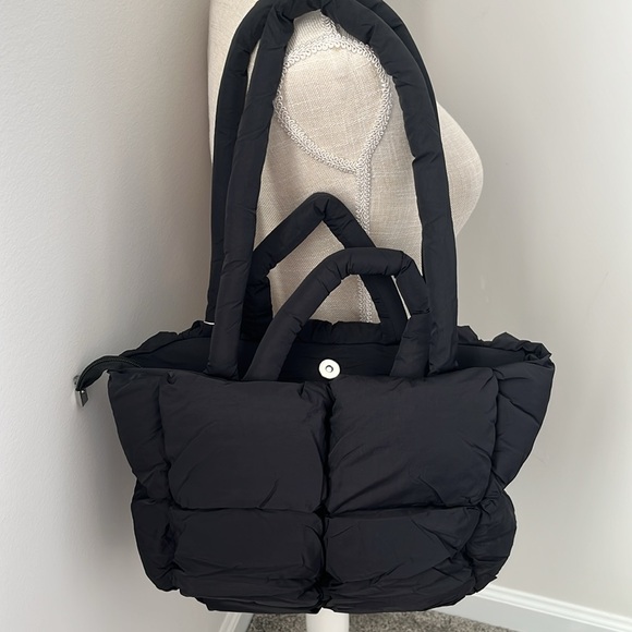 Quilted puffer tote-Black - Picture 4 of 8